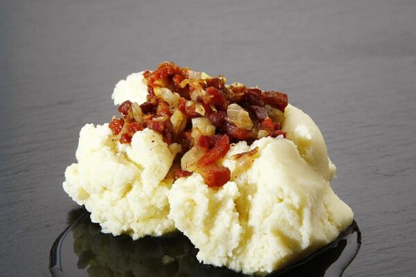 Mashed potatoes topped with crispy bacon bits.
